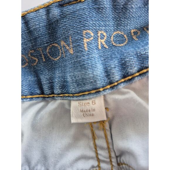 Boston Proper Jeans Womens Size 6 Boot Cut Distressed Denim Light Wash High Rise - Picture 6 of 11